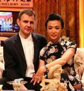 金星老公家庭背景,揭秘豪门背景与星途璀璨